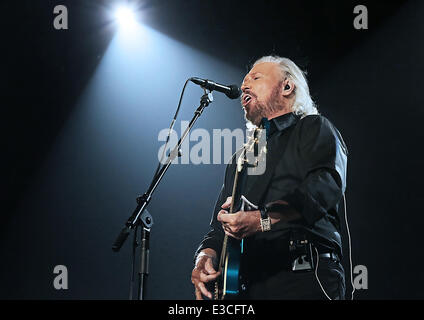 Barry Gibb in Manchester Arena mit: Barry Gibb Where: Manchester, Vereinigtes Königreich bei: 29 September 2013 Stockfoto