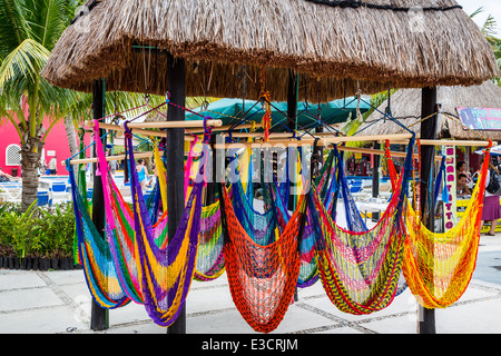 Hängematten zum Verkauf an den Kreuzfahrtterminals in Costa Maya, Mexiko. Stockfoto