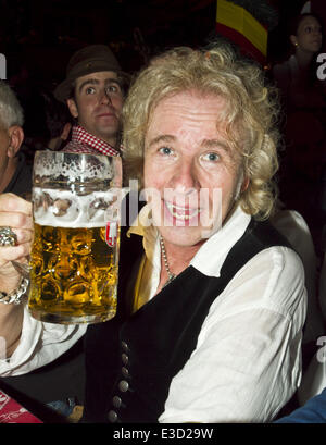 Das Hippodrom veranstaltet Oktoberfest 2013 Featuring: Thomas Gottschalk wo: München, Deutschland: 4. Oktober 2013 Stockfoto