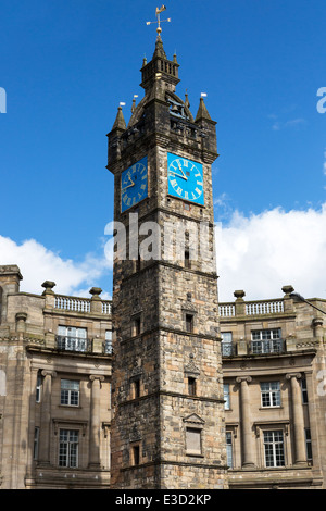 Original Uhr und Mautstelle am Glasgow Cross in Merchant City District, Glasgow, Schottland, Großbritannien Stockfoto