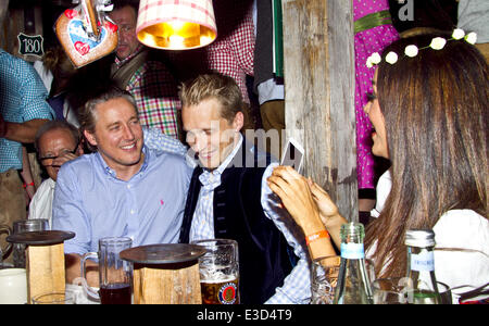 Das Hippodrom veranstaltet Oktoberfest 2013 Featuring: Oliver Pocher, Verena Pooth, Franjo Pooth wo: München, Deutschland: 5. Oktober 2013 Stockfoto