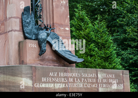 WWI-Alsace-Lorraine-Denkmal an der Lichtung Rethondes / Lichtung des Waffenstillstandes / Clairière de l'Armistice bei Compiègne, Frankreich Stockfoto