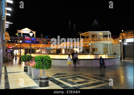 Centro Comercial Square und Einkaufszentrum Arona, Playa de Las Americas, Teneriffa, Spanien Stockfoto