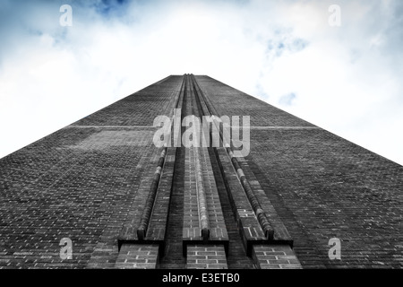 Tate Modern ist Großbritanniens nationale Galerie für internationale moderne Kunst und es ist im ehemaligen Kraftwerk basiert. Stockfoto