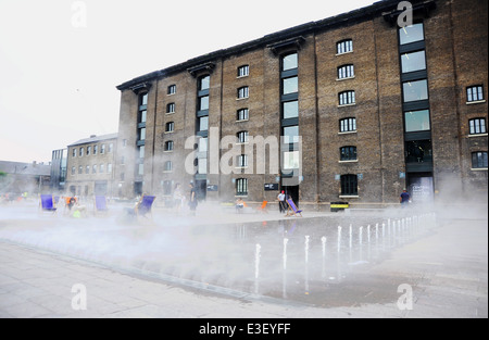 UAL Universität der Künste London Central Saint Martins Campus am Kings Cross Bezirk London UK Stockfoto