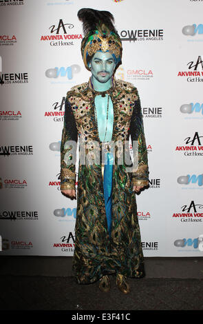 Halloweenie 2013 begünstigt Homosexuell Männer Chor von Los Angeles (GMCLA) an der Los Angeles Theater Featuring statt: Adam Lambert wo: Los Angeles, California, Vereinigte Staaten von Amerika bei: 25. Oktober 2013 Stockfoto