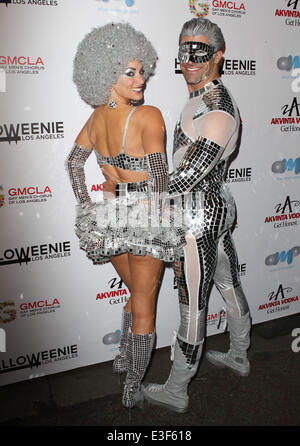 Halloweenie 2013 begünstigt Homosexuell Männer Chor von Los Angeles (GMCLA) an der Los Angeles Theater Featuring statt: die Teilnehmer wo: Los Angeles, California, Vereinigte Staaten von Amerika bei: 25. Oktober 2013 Stockfoto