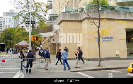 Untersuchung an NYU Skirball Center for the Performing Arts in New York City mit der Polizei: Atmosphäre wo: New York City, NY, Vereinigte Staaten, wann: 31. Oktober 2013 Stockfoto