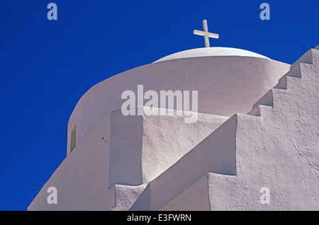 Agia Triada(Holy Trinity), eine der schönsten Kirchen in traditionellen Dorf Chora, Kythnons Insel, Kykladen, Griechenland Stockfoto