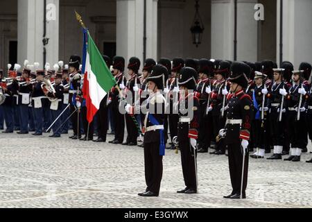 Der italienische Staatspräsident Giorgio Napolitano empfängt Papst Francis auf dem Quirinal Palast Featuring: Ansicht wo: Rom, Italien: 14. November 2013 Stockfoto