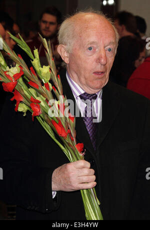 Eat Pray lachen! Barry Humphries Farewell Tour Presse Nacht im Londoner Palladium mit: Paul Daniels wo: London, Vereinigtes Königreich bei: 15. November 2013 Stockfoto