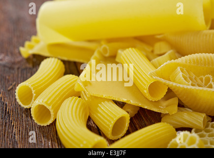 Italienische Pasta Essen kulinarische Koch-Konzept. Flache Schärfentiefe. Stockfoto