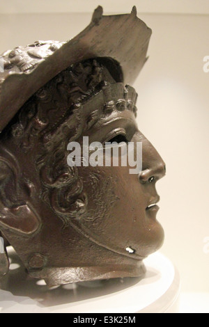 Nachbau des römischen Parade Helm in Ribchester. Stockfoto