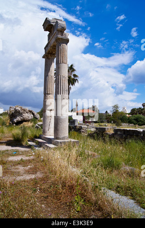 Dorischen Säulen teilweise von der Stoa der antiken Agora, Kos-Stadt, Kos, Griechenland Stockfoto