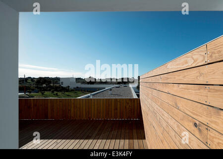 Haus in Valadas, Montemor-o-Novo, Montemor-o-Novo, Portugal. Architekt: Carrilho da Graça, Arquitecto, 2012. Blick vom Balkon Stockfoto