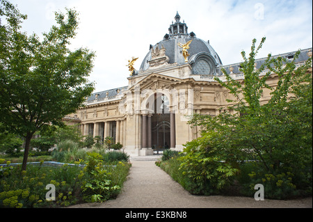 Paris, Frankreich - May26, 2013: Musée des Beaux-Arts De La Ville de Paris (Paris Museum of Fine Arts 26. Mai 2013, Paris, Frankreich Stockfoto