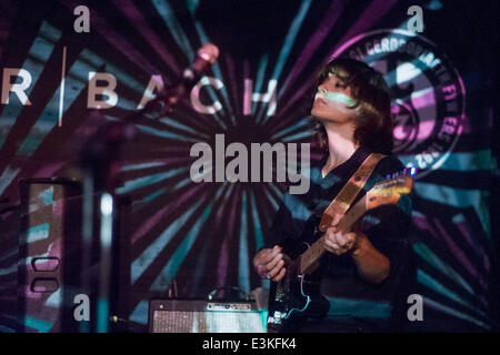 CARDIFF, VEREINIGTES KÖNIGREICH. 23. Juni 2014. Cate Le Bon führt bei Clwb Ifor Bach als Teil der Melodie Cool Charity Spendenaktion. Bildnachweis: Polly Thomas / Alamy Live News Stockfoto