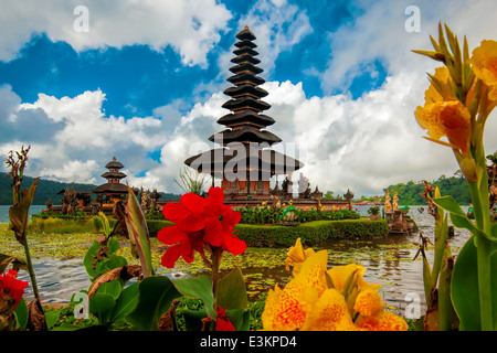 Ulun Danu Tempel Stockfoto