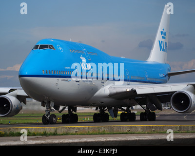 PH-BFG Boeing 747-406 KLM Royal Dutch Airlines Rollen auf dem Flughafen Schiphol (AMS - EHAM), die Niederlande, Mai 18. 2014, Pic-4 Stockfoto