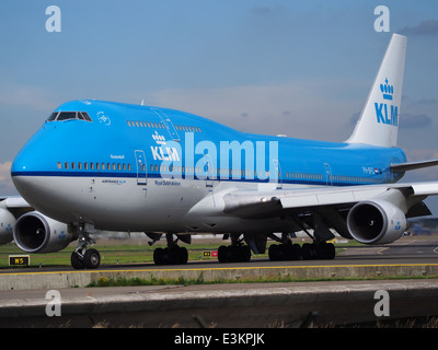 PH-BFG Boeing 747-406 KLM Royal Dutch Airlines Rollen auf dem Flughafen Schiphol (AMS - EHAM), die Niederlande, Mai 18. 2014, Pic-5 Stockfoto