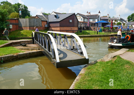 Drehbrücke am Foxton sperrt Market Harborough Leicestershire UK Stockfoto