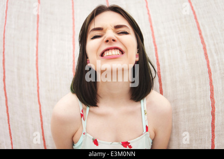 Porträt der jungen Frau Knurren, New Hampshire, USA Stockfoto