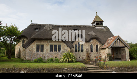 Reetgedeckten Kirche St Agnes Freshwater Bay Isle Of Wight Stockfoto