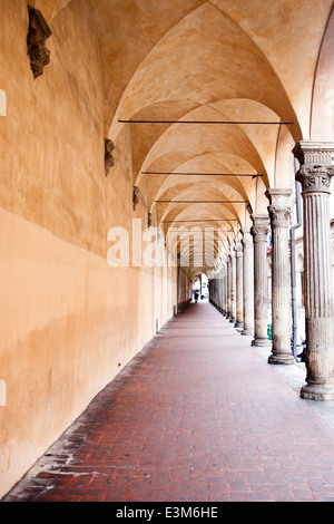 Arkaden von Bologna Stockfoto