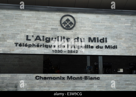 An der Aiguille du Midi Seilbahn terminal, Chamonix, Frankreich Stockfoto