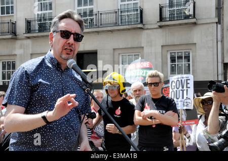 John Rees - britischer politischer Aktivist, Sender, Schriftsteller und Mitglied der Stop The War Coalition - London, 21. Juni 2014 Stockfoto