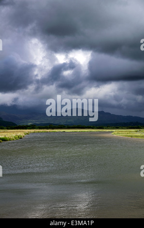 Flusses Glaslyn bei Porthmadog, Gwynedd Stockfoto
