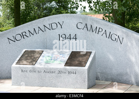 Die Normandie Kampagne Denkmal enthüllt im Jahr 2014 auf die National Memorial Arboretum, Staffordshire. Stockfoto