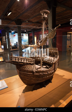 Koka Mataro mittelalterliches Handelsschiff Modell von 15. Jahrhundert, finden Sie im Maritime Museum in Rotterdam. Stockfoto