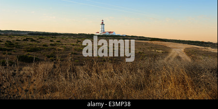 18. Jahrhundert Espichel Cape Lighthouse in Sesimbra, Portugal Stockfoto