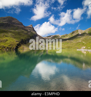 See-Bachalpsee in Sommer, Berner Alpen, Schweiz. Stockfoto