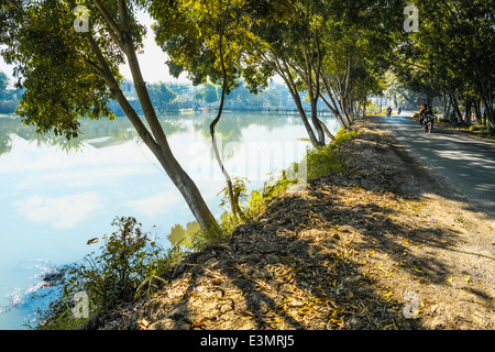 Straße in Thazi Teich, Nyaung Shwe, Myanmar, Asien Stockfoto