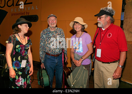 PETE SEEGER backstage bei MONTEREY JAZZ FESTIVAL 2009 - CALIFORNIA Stockfoto