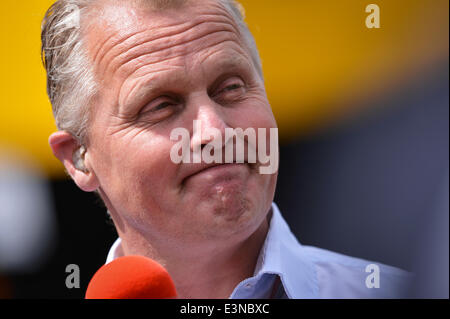 Spielberg, Österreich. 21. Juni 2014. Ehemalige britische Formel1 Fahrer Johnny Herbert im Fahrerlager an der Rennstrecke Red Bull Ring in Spielberg, Österreich, 21. Juni 2014 abgebildet. Die 2014 Formel 1 Grand Prix Österreich statt findet am 22. Juni. Foto: David sollte/Dpa - NO-Draht-SERVICE-/ Dpa/Alamy Live News Stockfoto