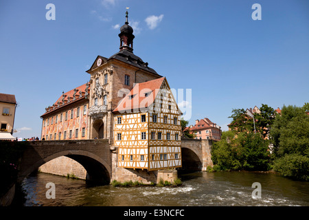 Alte Rathaus "Alte Rathaus" in der Mitte des Flusses Regnitz, Altstadt in Bamberg, Franken, Oberbayern, Keim Stockfoto