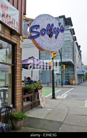 Solly ist Zeichen für Bagels in Vancouver, BC, Kanada.  Bekannt für seine leckeren Bagels und andere hausgemachten jüdische Speisen. Stockfoto