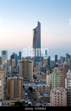 Kuwait-Stadt, der Al Hamra Gebäude, höchste in Kuwait im Jahr 2011 abgeschlossen Stockfoto