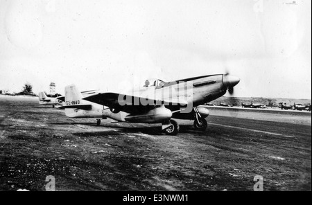 AL83-020 North American P - 51D 44-63940 78. FS, 15. FG 7. AF Iwo Jima Stockfoto