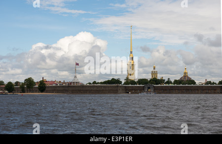 St. Petersburg. Peter und Paul Fortress auf der Newa in den Morgen Stockfoto