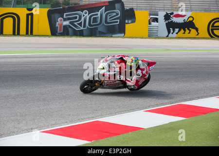 Ducati 1199 Panigale R Ducati Superbike Teams, angetrieben von Chaz DAVIES in Aktion während des freien Trainings Superbike 3. Sitzung Stockfoto