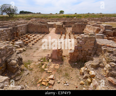 Ruinen der römischen Stadt Empuries, Katalonien, Spanien. Teil der öffentlichen Bäder. Stockfoto