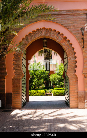 Eingang zum Royal Mansour Hotel, Marrakesch, Marokko. Stockfoto