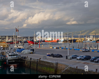 Getaria, Gipuzkoa, Baskisches Land. Kommerzielle Fischerhafen gebucht. Spanien hat die größte kommerzielle Fischerei-Flotte in Europa. Stockfoto