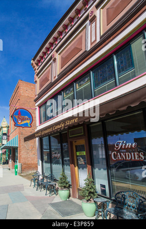 Bunte Fassaden entlang der Main Street in der Innenstadt von Philipsburg, Montana, USA Stockfoto