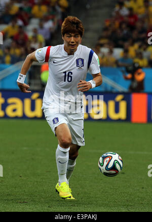 Sao Paulo, Brasilien. 26. Juni 2014. World Cup-Finale 2014, Gruppenphase. Südkorea gegen Belgien. Ki Sungyueng (Republik Korea) Credit: Aktion Plus Sport/Alamy Live-Nachrichten Stockfoto