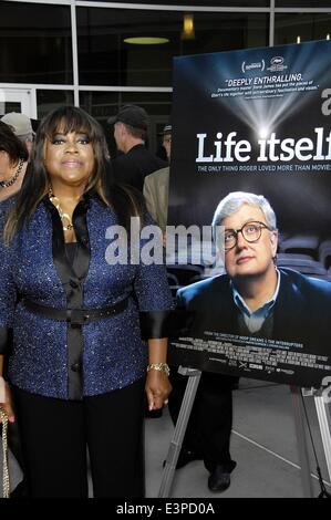 Los Angeles, CA, USA. 26. Juni 2014. Chaz Ebert im Ankunftsbereich für Leben selbst Premiere, Arclight Hollywood, Los Angeles, CA 26. Juni 2014. Bildnachweis: Michael Germana/Everett Collection/Alamy Live-Nachrichten Stockfoto